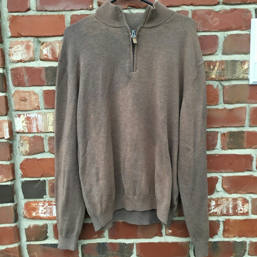 Roundtree and Yorke Sweater